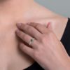 Foto da prendere come riferimento per le dimensioni del gioiello.