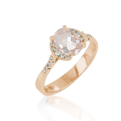 Anello in oro con diamanti e morganite